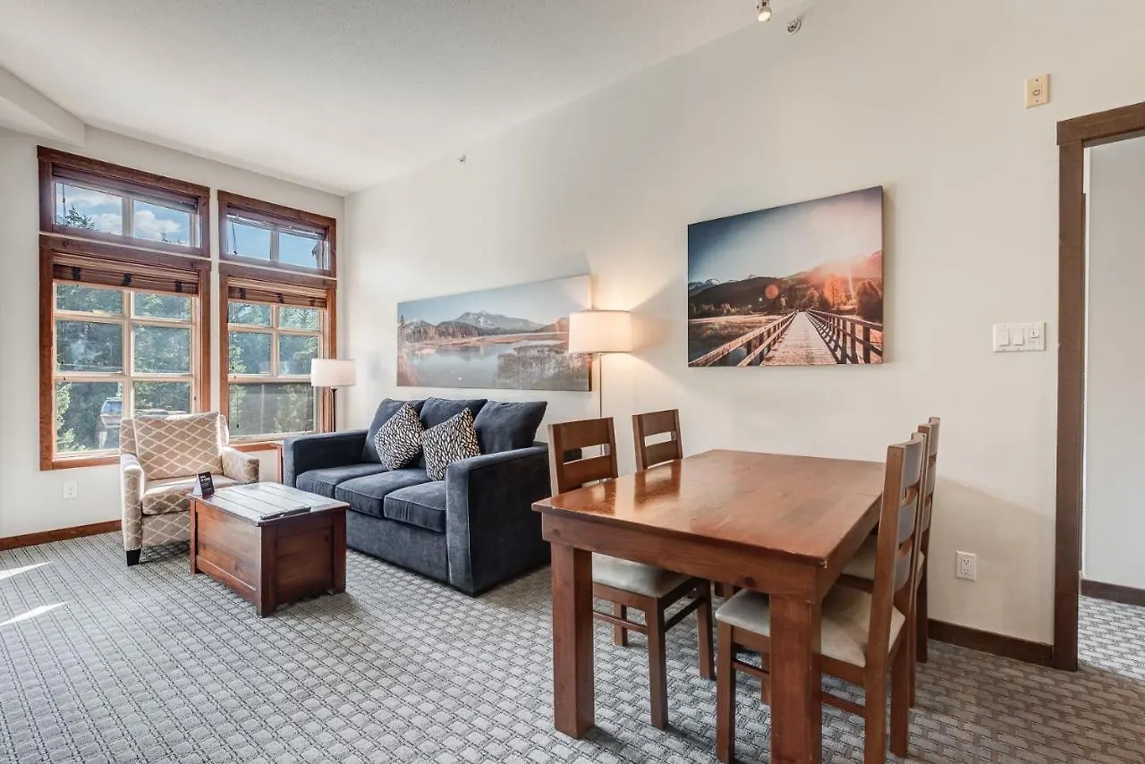 Hotel Blackcomb Springs Suites By Clique Whistler