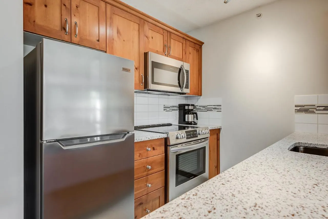 Hotel Blackcomb Springs Suites By Clique Whistler