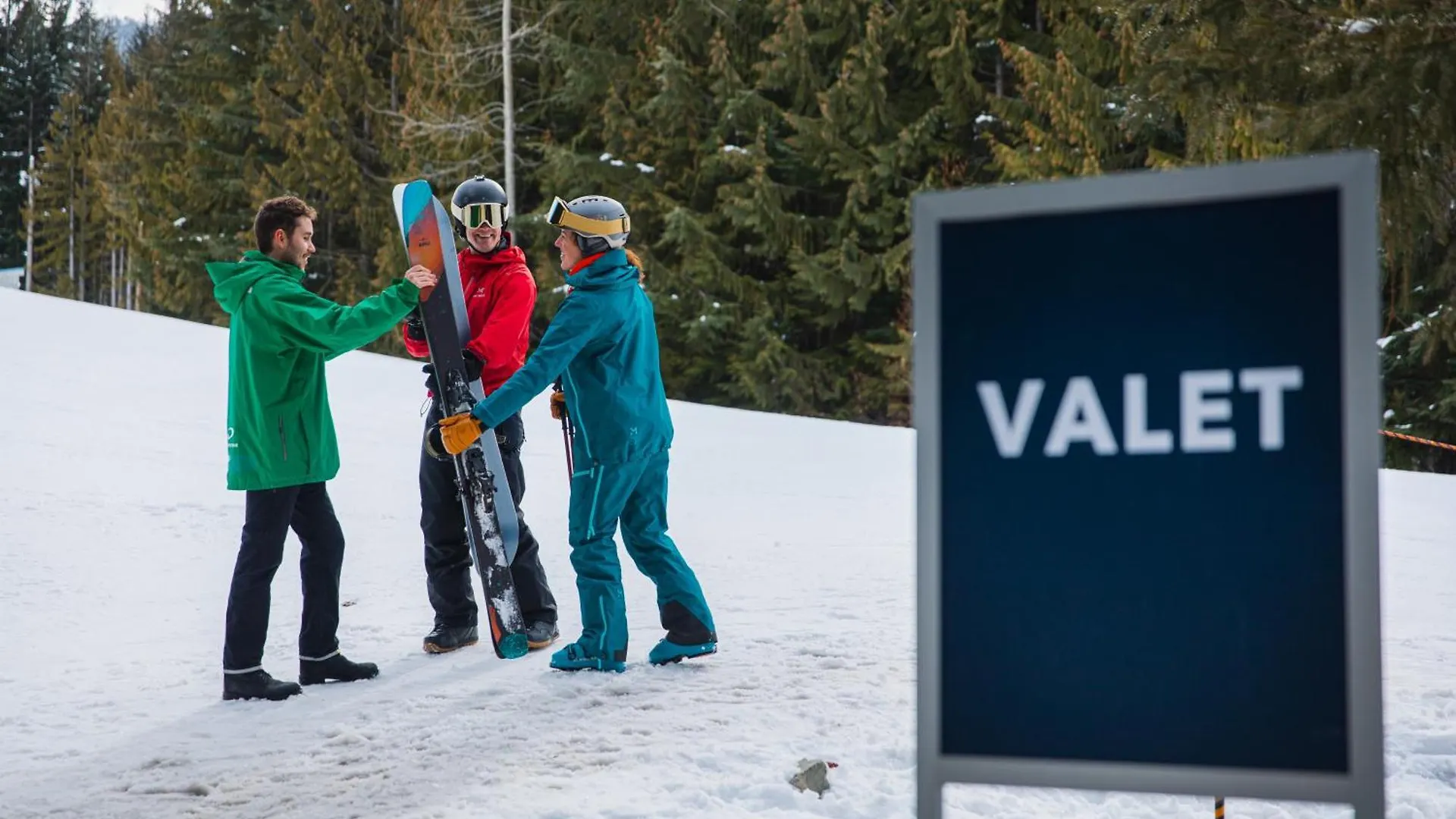 Hotel Blackcomb Springs Suites By Clique Whistler