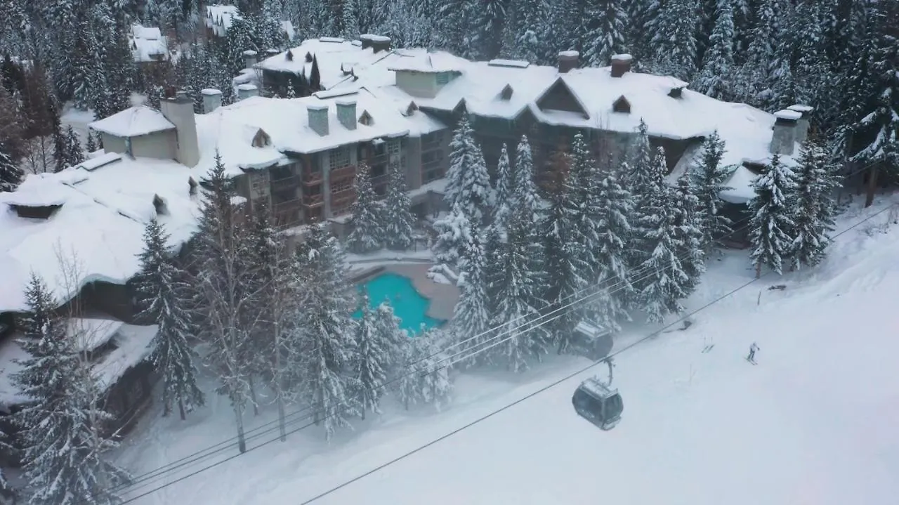 Blackcomb Springs Suites By Clique Whistler 4*,